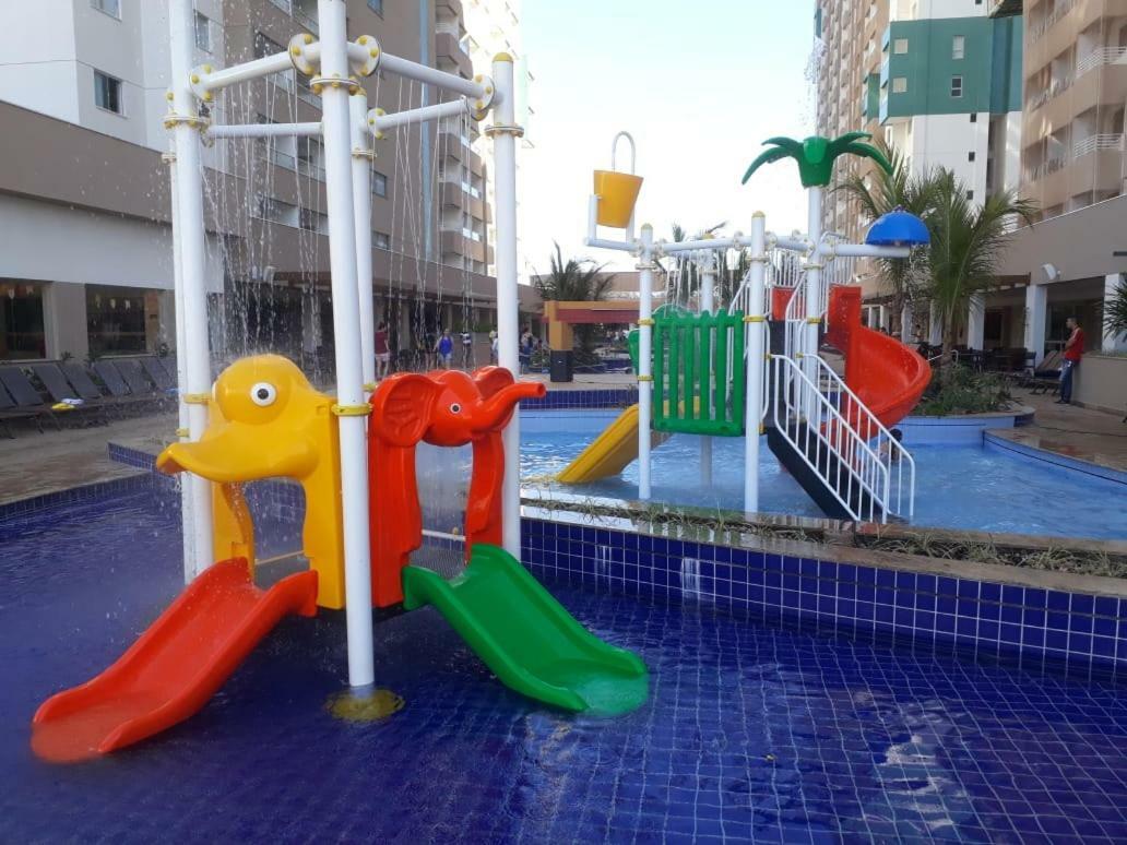 Olimpia Park Resort - 100M Do Parque Thermas Dos Laranjais Exterior photo